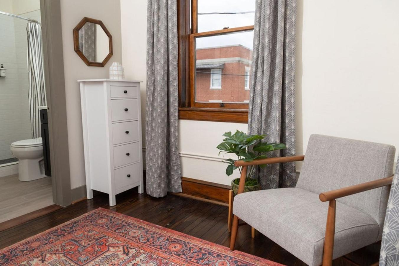 Apartmán Luxury Multi-Unit Historic Building Near Downtown Roanoke Exteriér fotografie